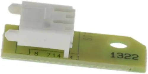 Bosch Kodierstecker auf einer gedruckten Schaltung. Die Steckverbindung ist weiß und auf einer grünen Platine angebracht.